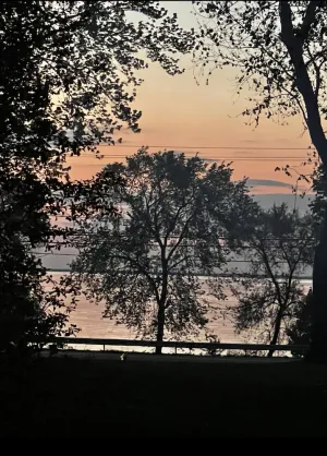 Image of Beautiful new Lake Erie- view rental