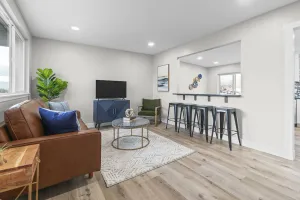 Image of Luxurious Renovated Home with New Hot Tub: By Stadium, Expo Center, and Skiing.