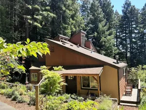 Image of Trillium Bungalow in Arcata