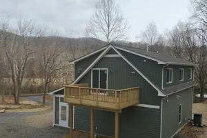 Image of Old Rag Cottage - Sunny 2 Br near everything!