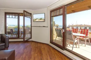 Image of Exclusive Marina Penthouse With Large Roof Terrace, Sea Views & Sauna! - Holiday rooms at