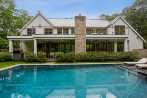 Image of Unique Modern Barn House in Sag Harbor