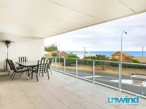 Image of VICTOR HARBOR | Top Level Beach Views | WiFi
