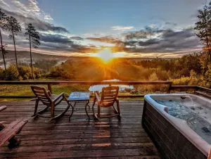 Image of EPIC VIEWS - Pond - Crooked River 14 ACRES - SECLUDED