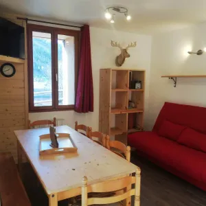 Image of Gite with terrace for 8 people, 4 bedrooms, 2 shower rooms and 2 separate WCs.