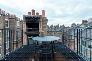 Image of Spectacularly Unique 4BD House - Bethnal Green!