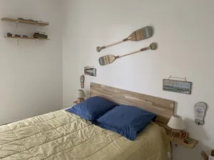 Image of Air-conditioned ground-floor apartment with garden