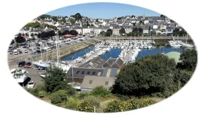 Image of DOUARNENEZ PLEASURE PORT - EAT IN FRONT OF BOATS