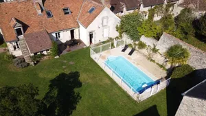 Image of PRETTY FAMILY POOL HOUSE IN THE ORLEANS FOREST