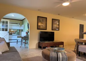 Image of Perfectly located between the beaches & Kona town, just 10 min from airport.