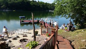 Image of \"PHANTOM'S COVE\": LAKE FRONT RETREAT ON UPPER PHANTOM LAKE