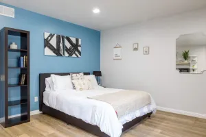 Image of Spacious Guest Studio with Private Entry