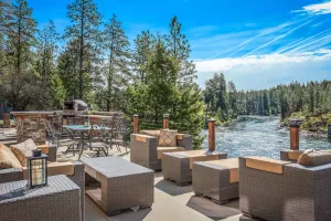 Image of River front home w\/river access🎣🏊‍♀🚣‍♂️🐕🚵‍♀️
