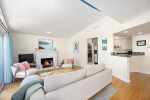 Image of NEW LISTING! Walk to Beach and Harbor! CAPTAIN’S COTTAGE! Permit STR23-0076