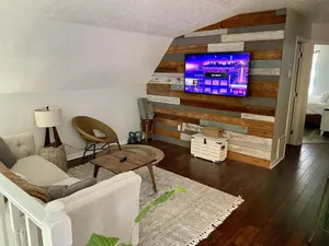 Image of Magnolia House Loft - 10 min to downtown and campus