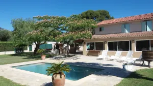 Image of Detached fenced villa with swimming pool