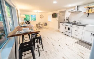 Image of Cozy Farmhouse Suite