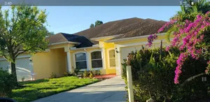 Image of Le chateau; Entire house 3 <br>rooms . 2 bathrooms.