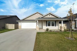 Image of Next to Idaho Center~king bed~5 TVs~Room for all