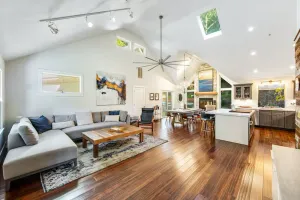 Image of Peaceful Modern Retreat at East Creek