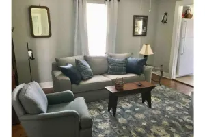 Image of Farmhouse Cottage local Horse farms, Distilleries, Winery Tours, walking trails.