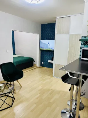 Image of Pretty apartment per night or week