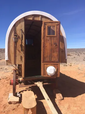 Image of Unique Glamping!  Near Horseshoe, Antelope Canyon, Lake Powell, Grand Canyon.'