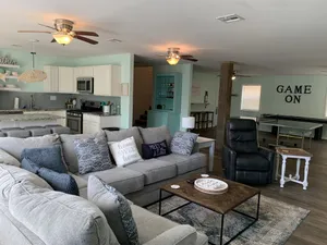 Image of Gem on Lake Tenkiller with open floor plan and game room for kids\/adults.