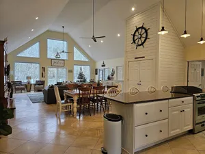 Image of Welcome to Hidden Haven – A Spacious Lakeside Retreat