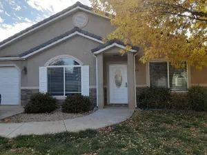 Image of Fully Furnished 2 Bed, 2 Bath in Prime Location for Zion NP