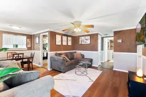 Image of Spacious Family-Styled 2B\/1B in the Philly Burbs w\/ Driveway!!
