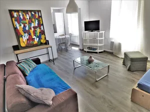 Image of "La Clé dès Champs"-Meublé de Tourisme 3 étoiles -Résidence "Les Logis de Béziers"-Garage optionnel-Cœur de ville-Plages à 16km !