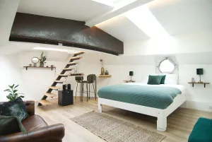 Image of Eco HouseBoat