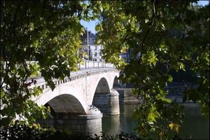 Image of Gîte per night from 1 TO 6 PERS 72 to &86 M² WITH MONDON TERRACE & SWIMMING POOL