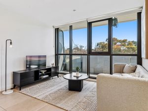 Image of Light Filled Apartment by Albert Park Lake