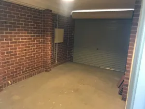 Image of Worrigee house 3 mins walk to grocery & hospital