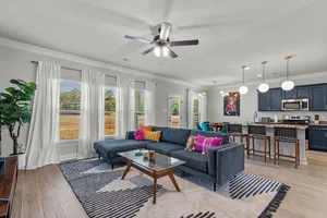 Image of Modern 3 Bed\/2 Bath in Haughton