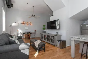 Image of Luxury Flat On Jackson • Walk to Food & Drinks