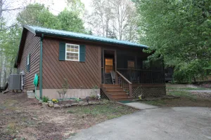 Image of Enjoy your Perfect Getaway near Lake Cumberland! Pet Friendly with a Hot Tub!