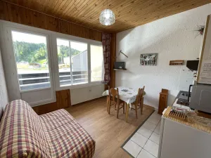 Image of Functional Studio at the Foot of the Slopes with South-Facing Balcony and WiFi