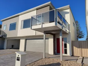 Image of Rated 10 out of 10 Brand New Executive Residence