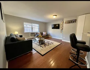 Image of Newly listed 1Bedroom Apartment close to train!