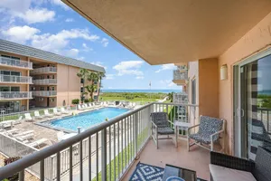 Image of 2B\/2B OCEAN VIEW CLOSE TO DOWNTOWN COCOA BEACH
