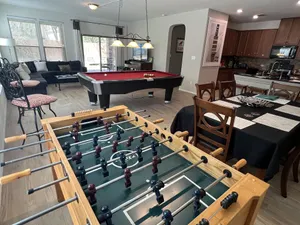 Image of ❤ The Getaway - Spacious\/Clean\/Quiet\/King Bed\/Queen\/Twins