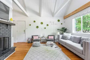 Image of Stag Chalet: Spring has Sprung! 3BD | Pet Friendly