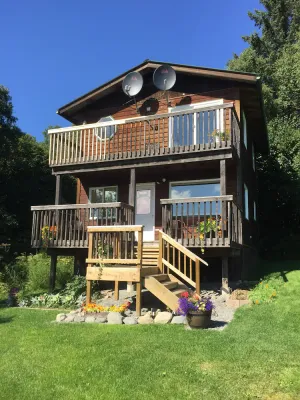 Image of Fern Creek\nConvenient location w\/ spectacular views!