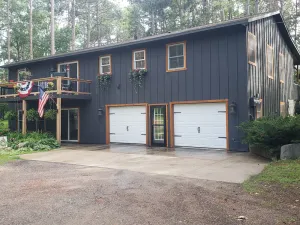 Image of Lake Country Home in the Pines Is A Relaxing Vacation Getaway