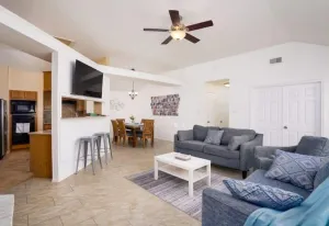 Image of Veteran owned 3-bdrm king bed by six flags\/seaworl