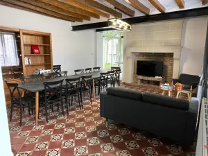 Image of Maison spacieuse près du Mans et Tours, idéale pour famille, avec terrasse, jardin et parking - FR-1-410-425