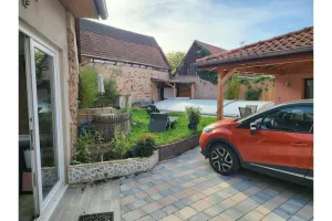 Image of Beautiful 2-room apartment and outdoor jacuzzi on the wine route in an Alsatian village